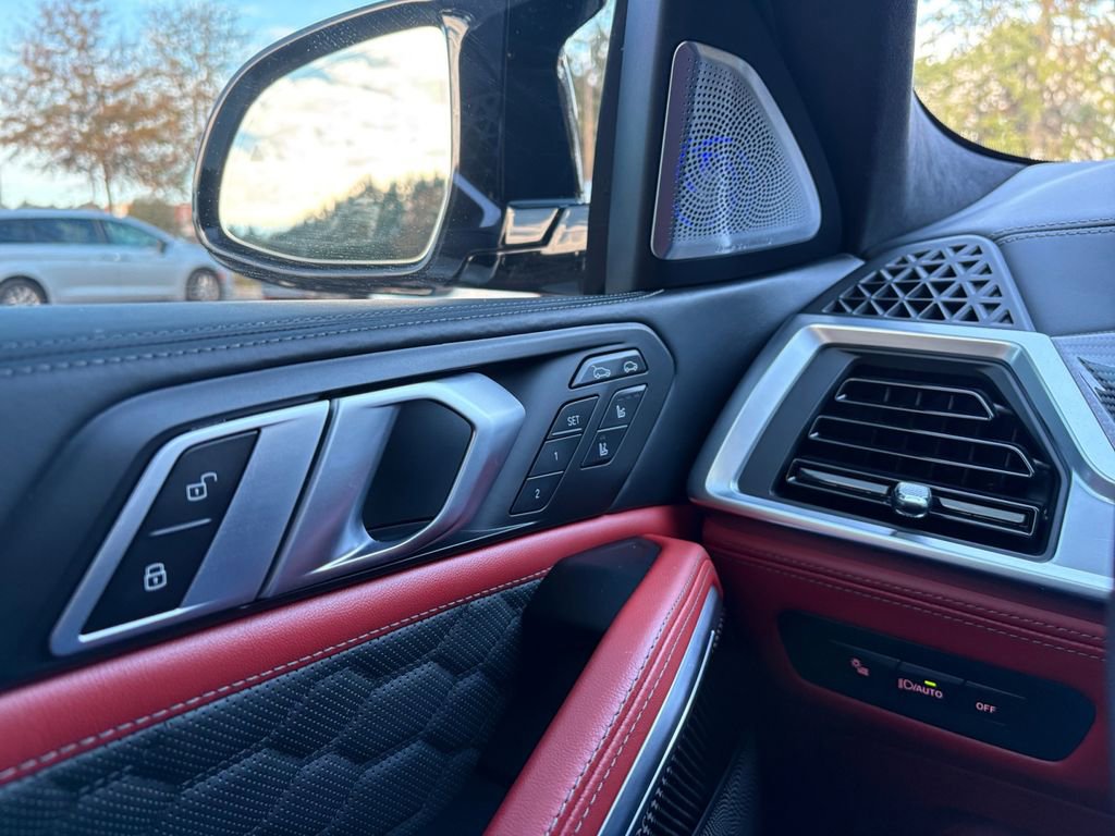 Used 2024 BMW X6 M Competition w/ Executive Package image 3