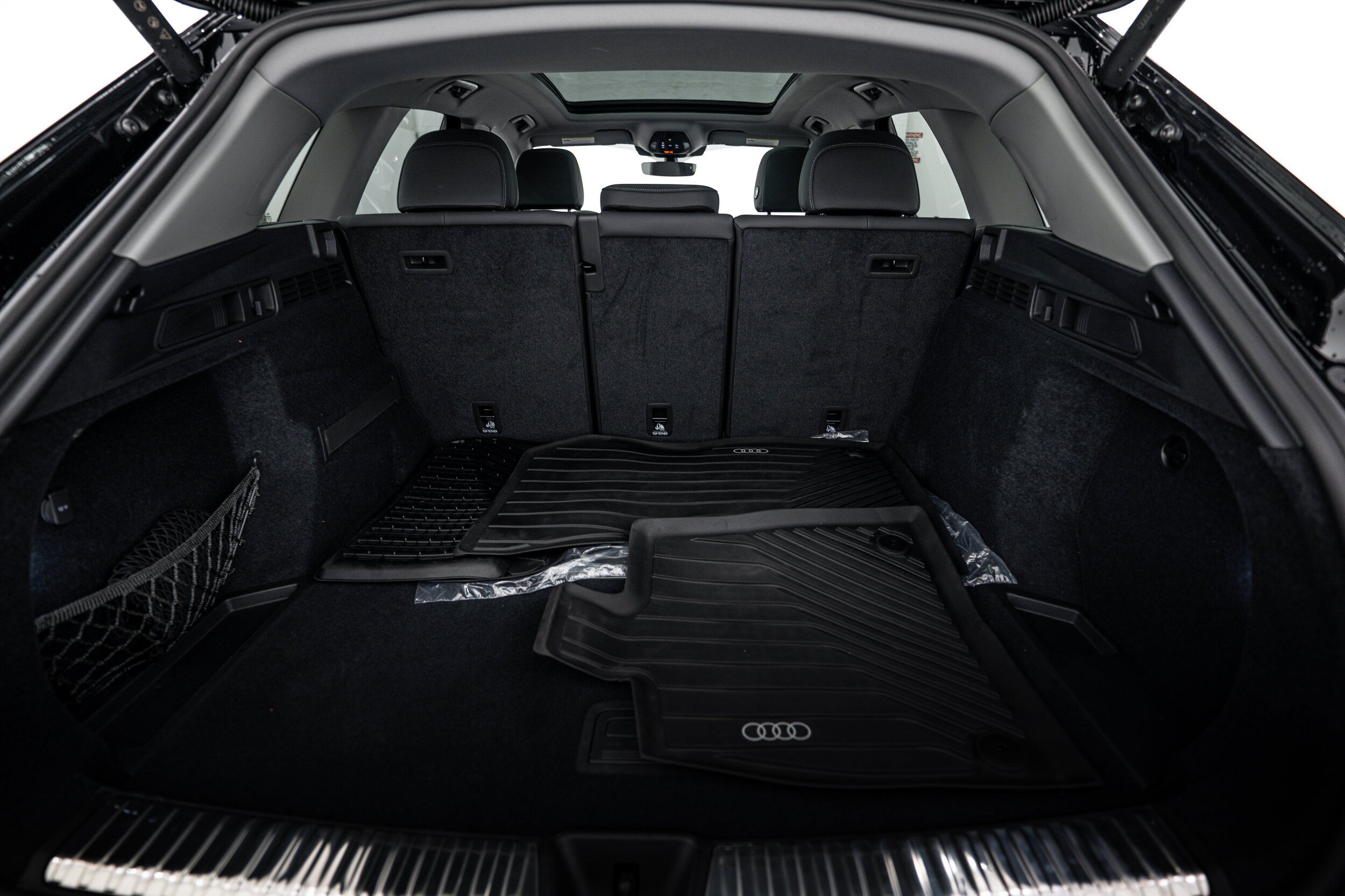 Used 2025 Audi Q5 Premium w/ Convenience Package AWD/4WD image 18