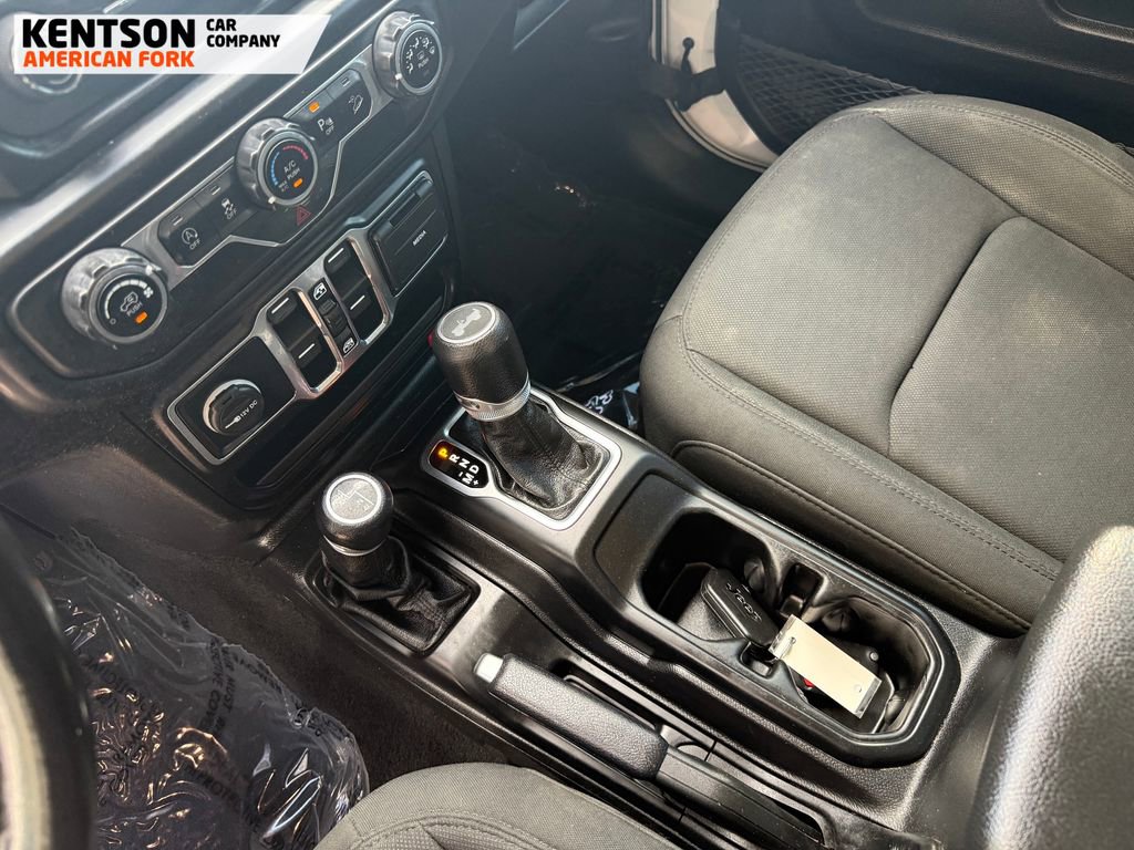 Used 2020 Jeep Wrangler Unlimited Sport image 24