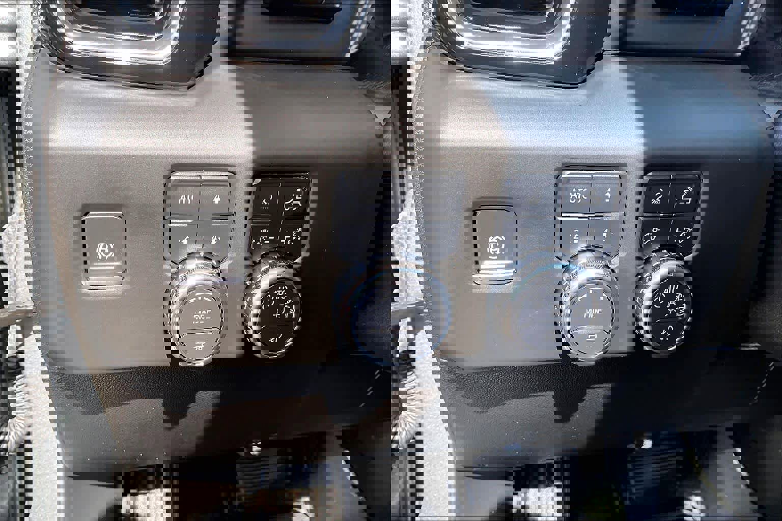 Used 2025 GMC Sierra 1500 Denali Ultimate image 15