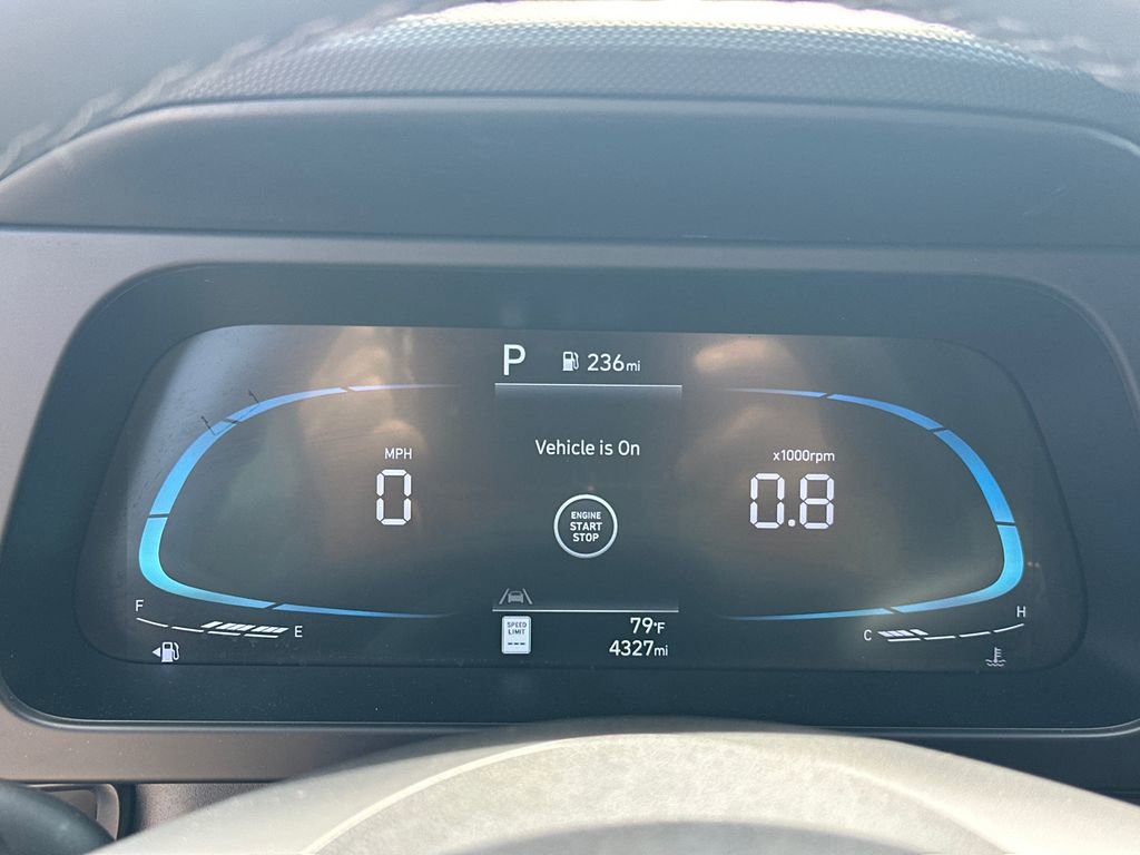 Used 2025 Hyundai Elantra Sport image 26