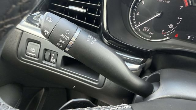 Certified 2024 Cadillac XT5 Premium Luxury FWD image 41