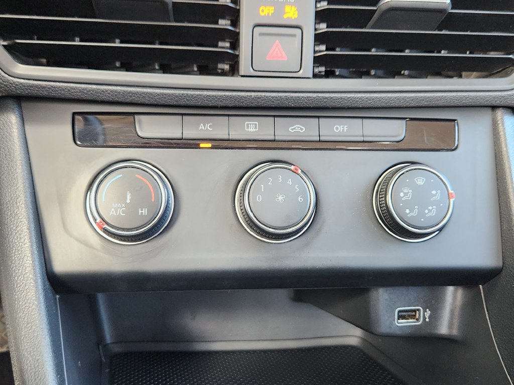 Used 2019 Volkswagen Jetta S w/ Driver Assistance Package FWD image 10
