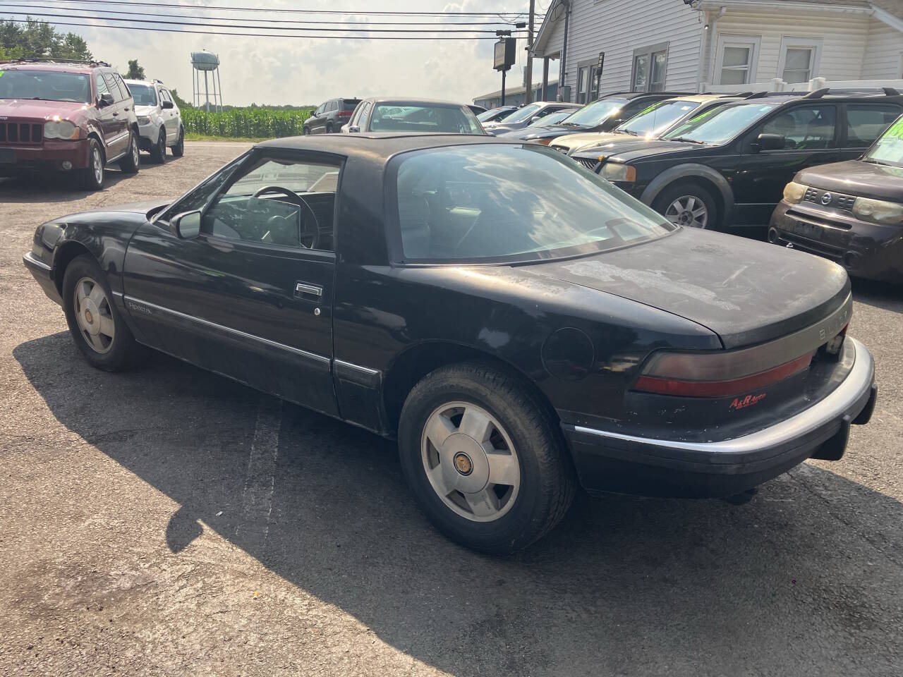 Used 1989 Buick Reatta Coupe FWD image 9