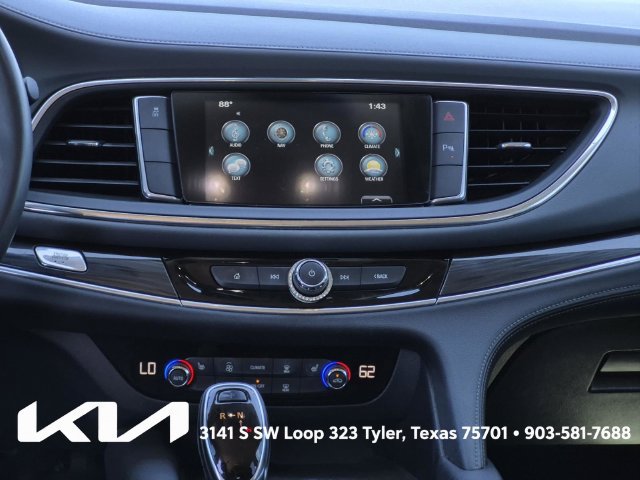 Used 2018 Buick Enclave Essence FWD image 29
