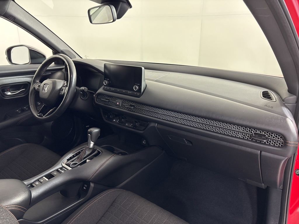 Used 2024 Honda HR-V Sport image 11