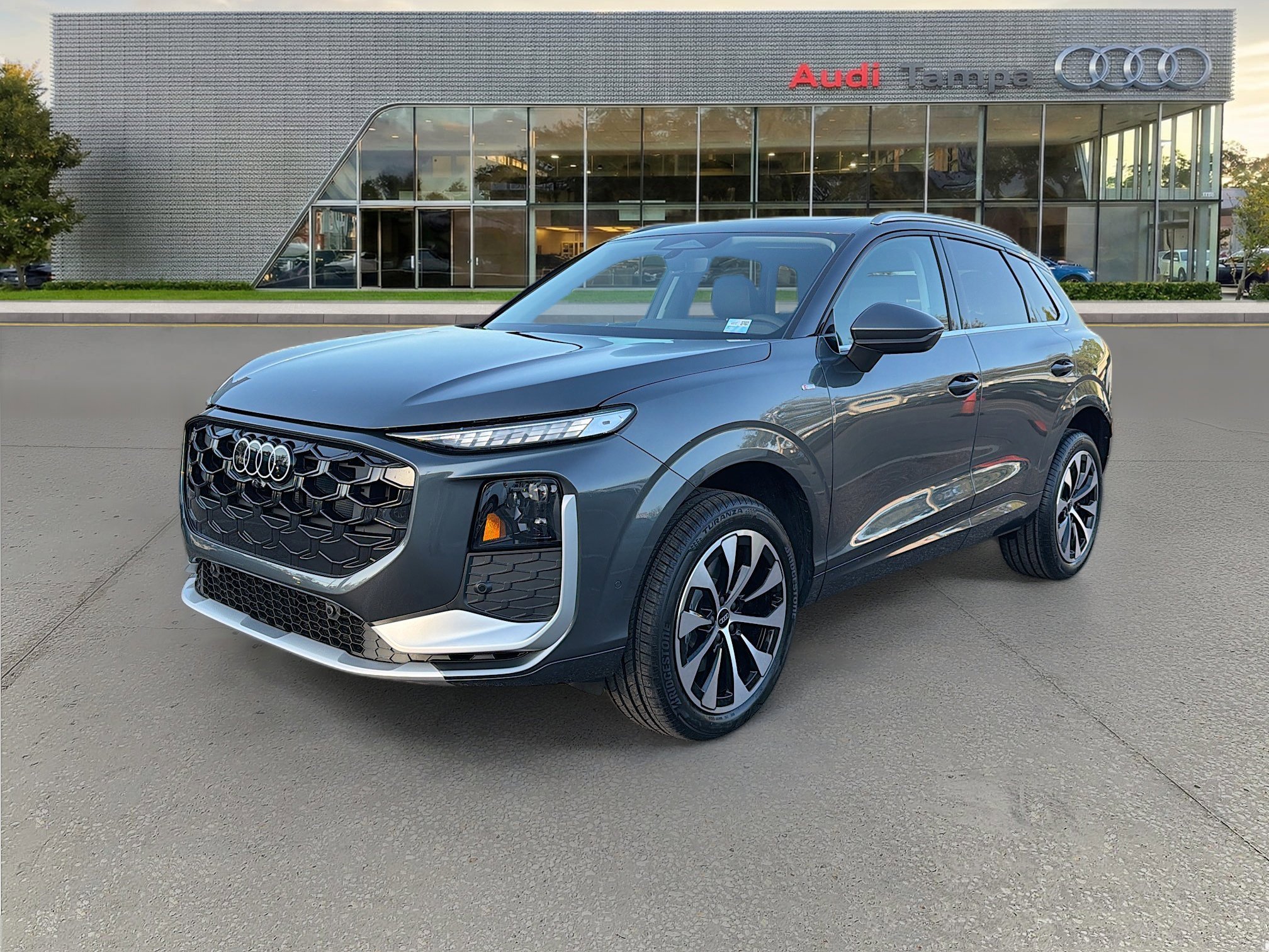 New 2026 Audi Q3 quattro 2.0T AWD/4WD image 7