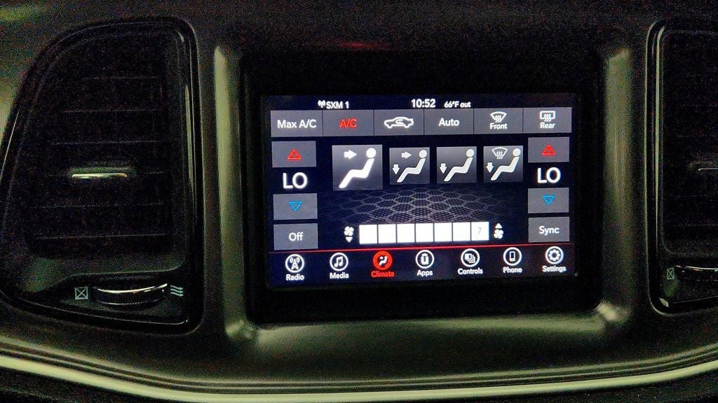 Used 2021 Dodge Challenger GT w/ Driver Convenience Group RWD image 18