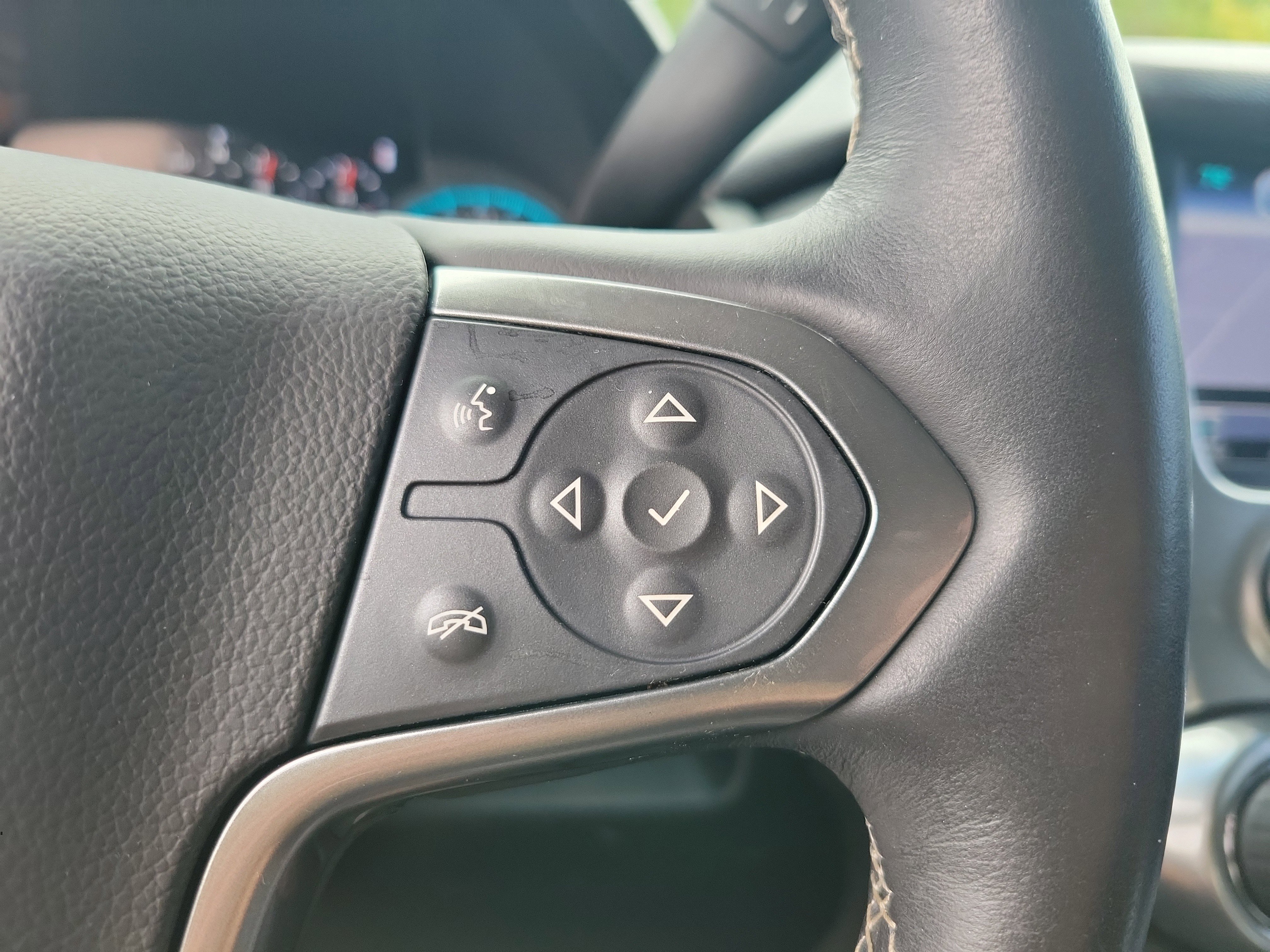 Used 2017 Chevrolet Tahoe Premier image 27