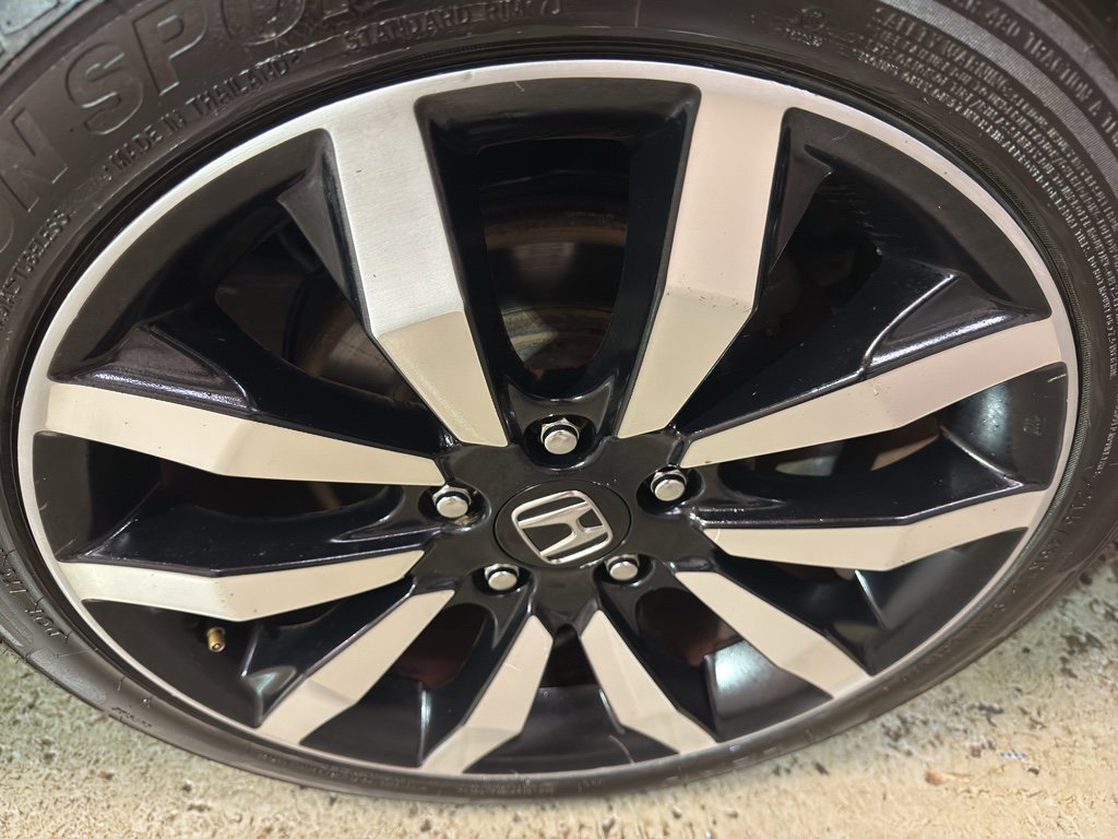 Used 2015 Honda Civic EX-L image 36