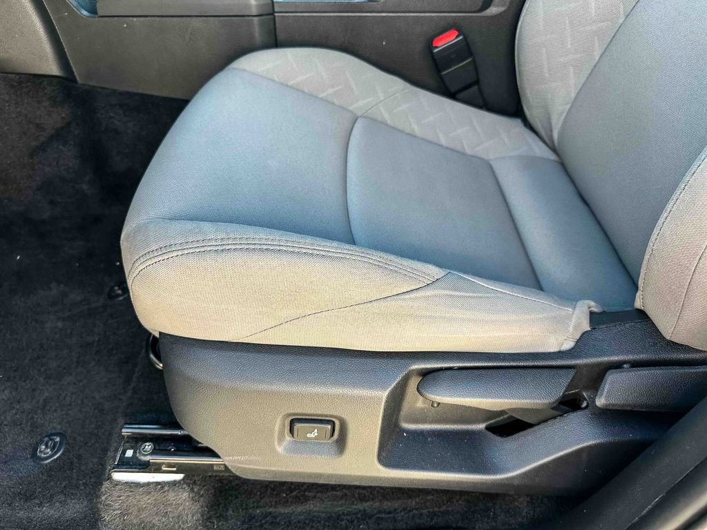 Used 2024 Toyota Tacoma SR5 image 15