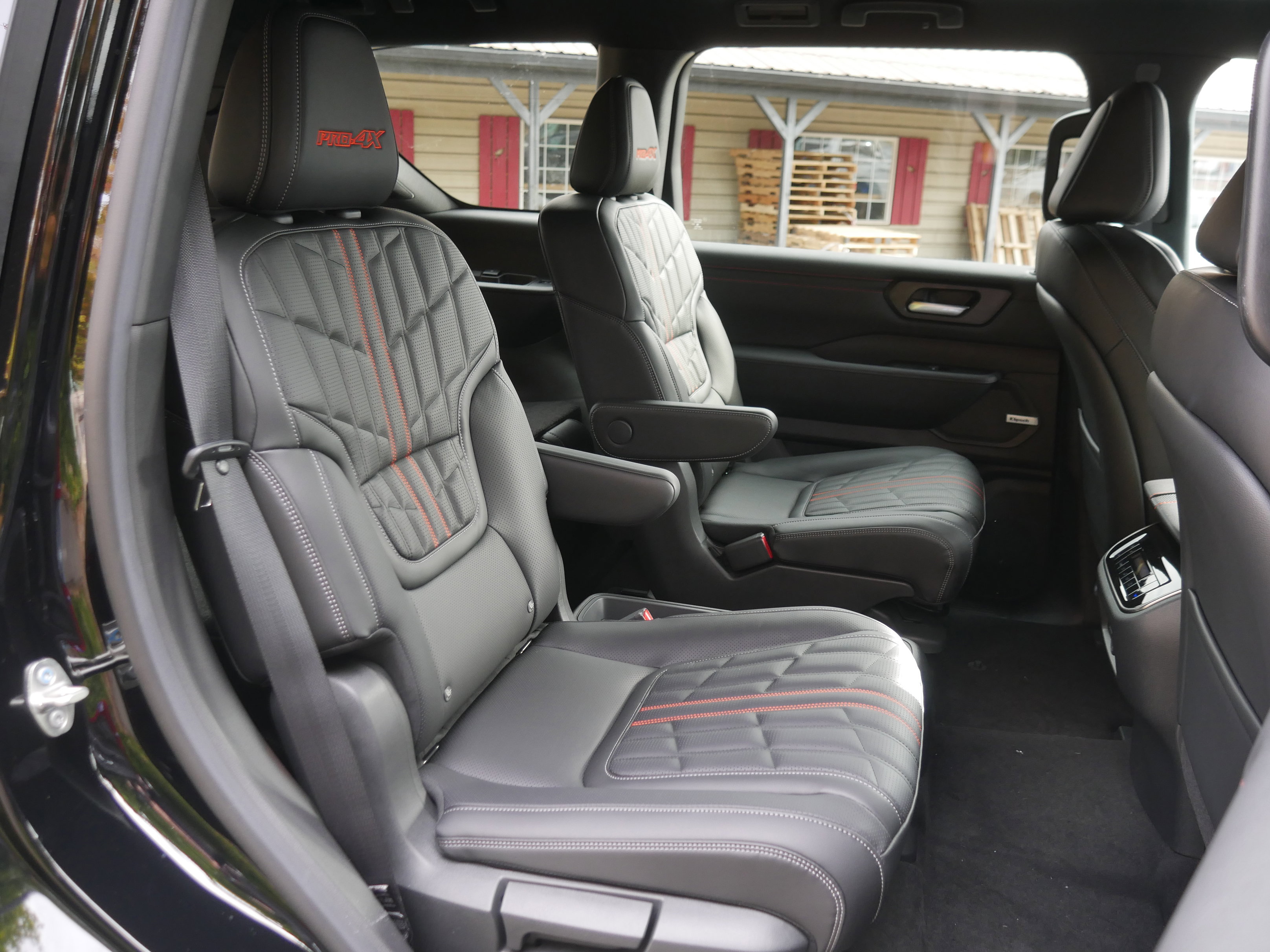 New 2026 Nissan Armada PRO-4X image 32