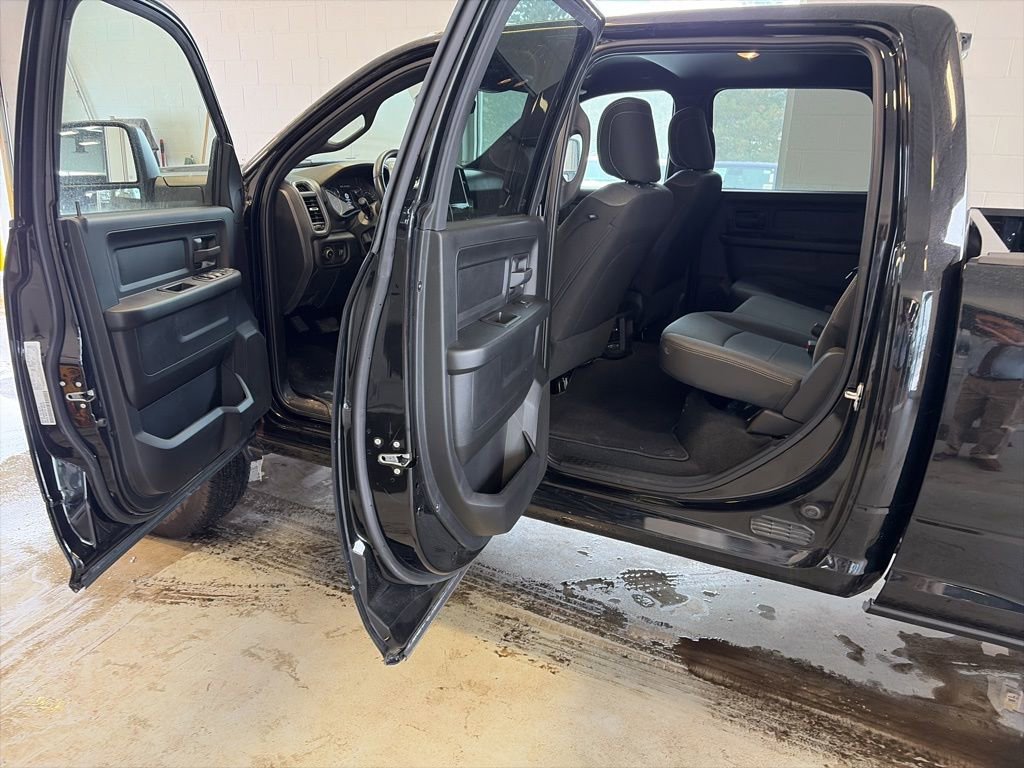 Used 2024 RAM 3500 Tradesman w/ Towing Technology Group image 18