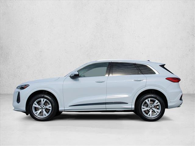 Certified 2025 Audi Q5 Premium w/ Convenience Package AWD/4WD image 12