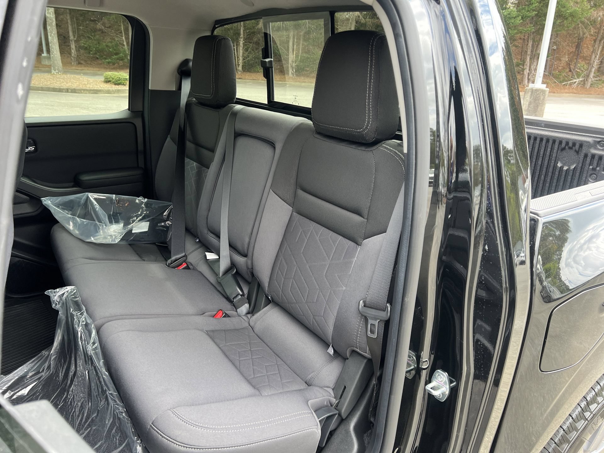 New 2026 Nissan Frontier SV w/ Tow Package AWD/4WD image 15