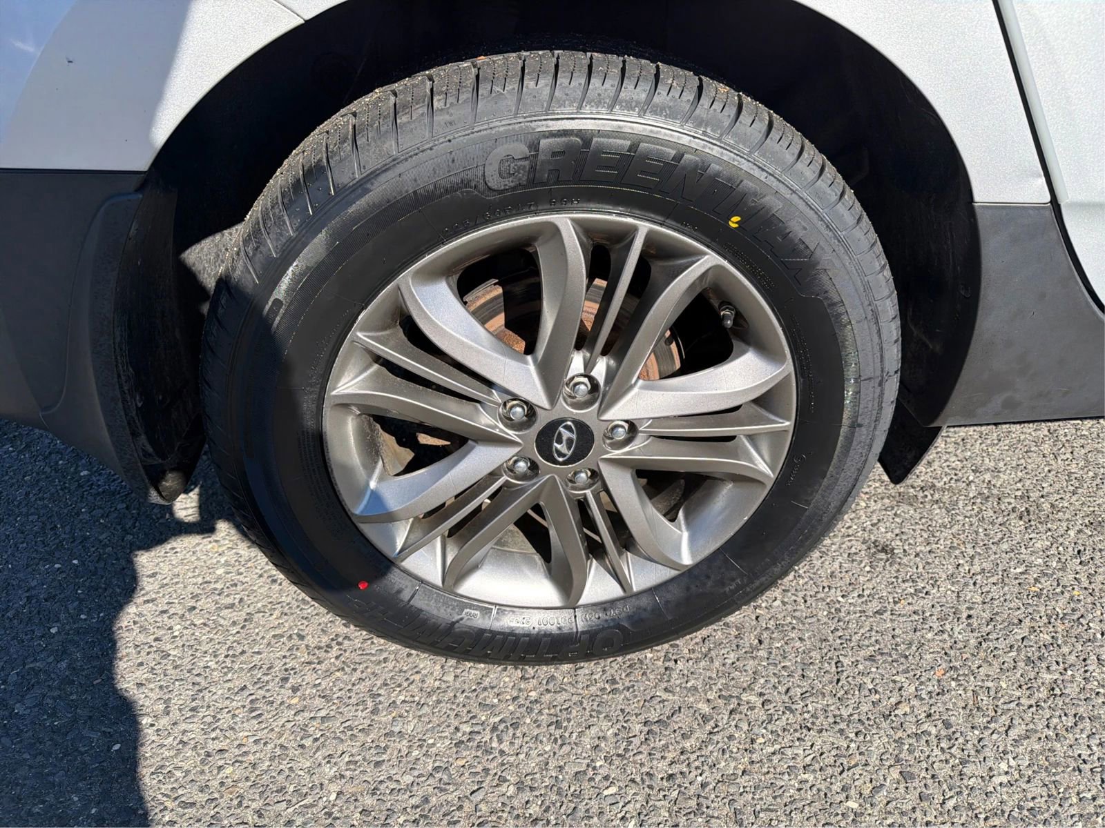 Used 2014 Hyundai Tucson GLS image 15