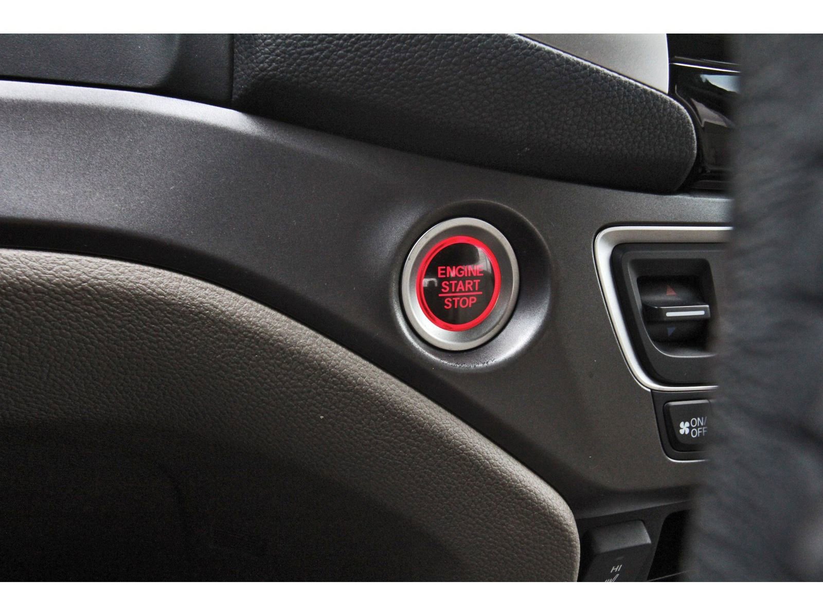Used 2018 Honda Pilot EX-L image 22