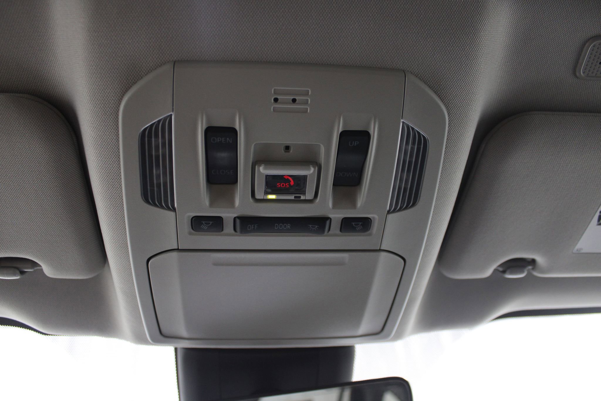 Used 2023 Toyota Highlander XLE AWD/4WD image 36