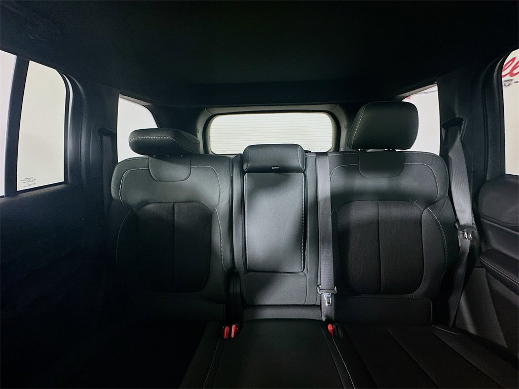 New 2025 Jeep Grand Cherokee Laredo X w/ Luxury Tech Group I image 10