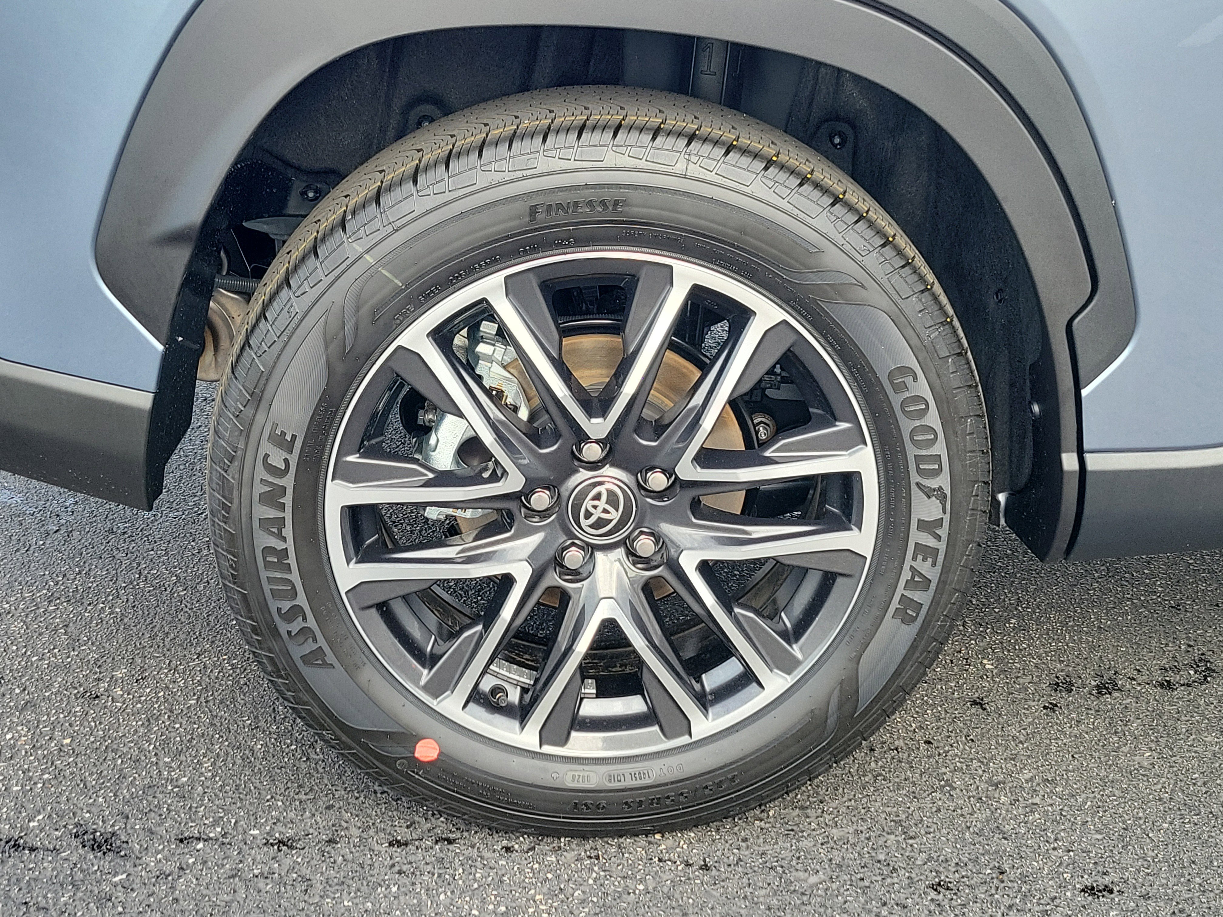 New 2026 Toyota Corolla Cross XLE image 6