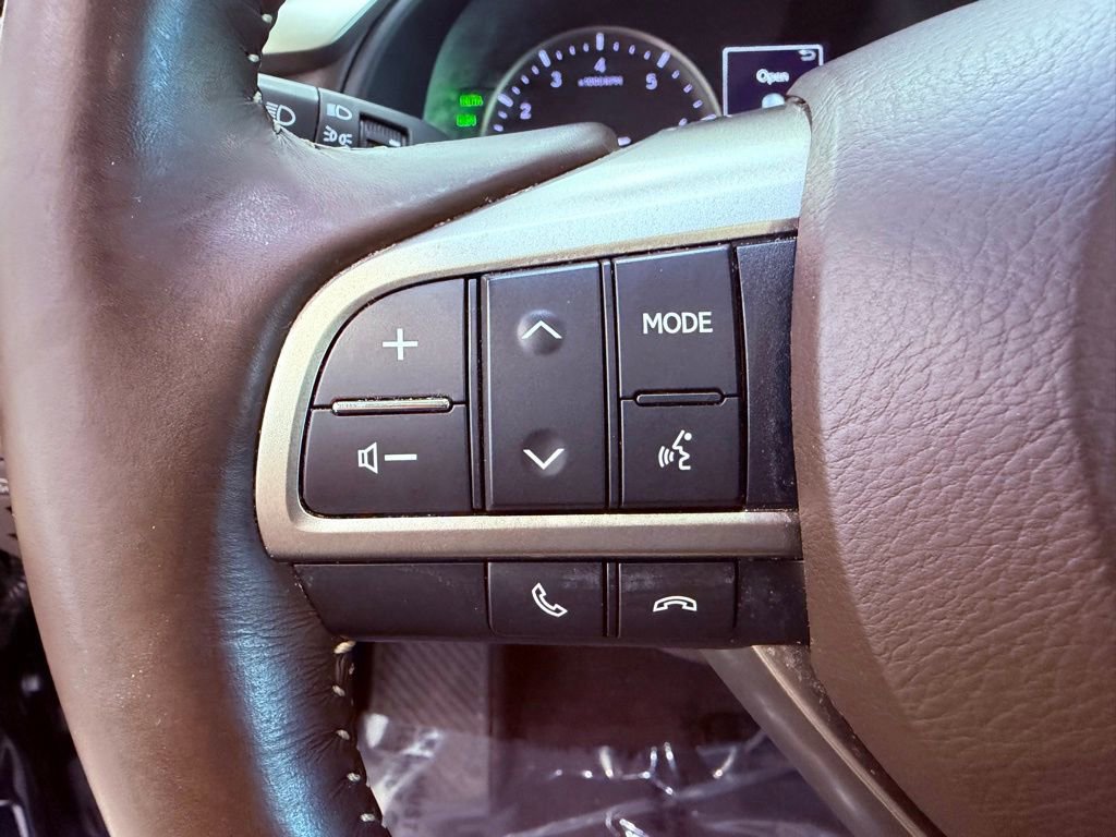 Used 2018 Lexus RX 350L FWD image 22