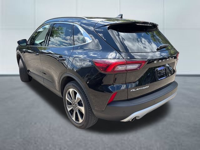 Used 2025 Ford Escape Platinum AWD/4WD image 2