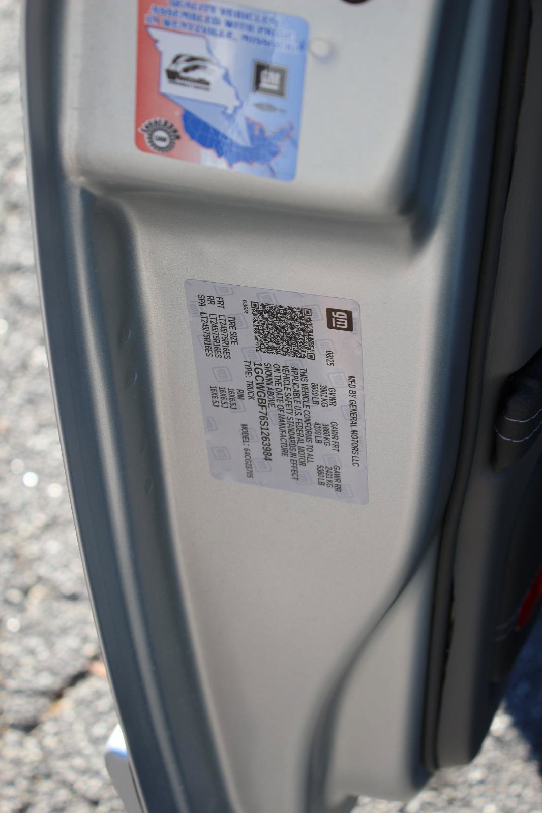 New 2025 Chevrolet Express 2500 RWD 2500 155 w/ Driver Convenience Package image 47