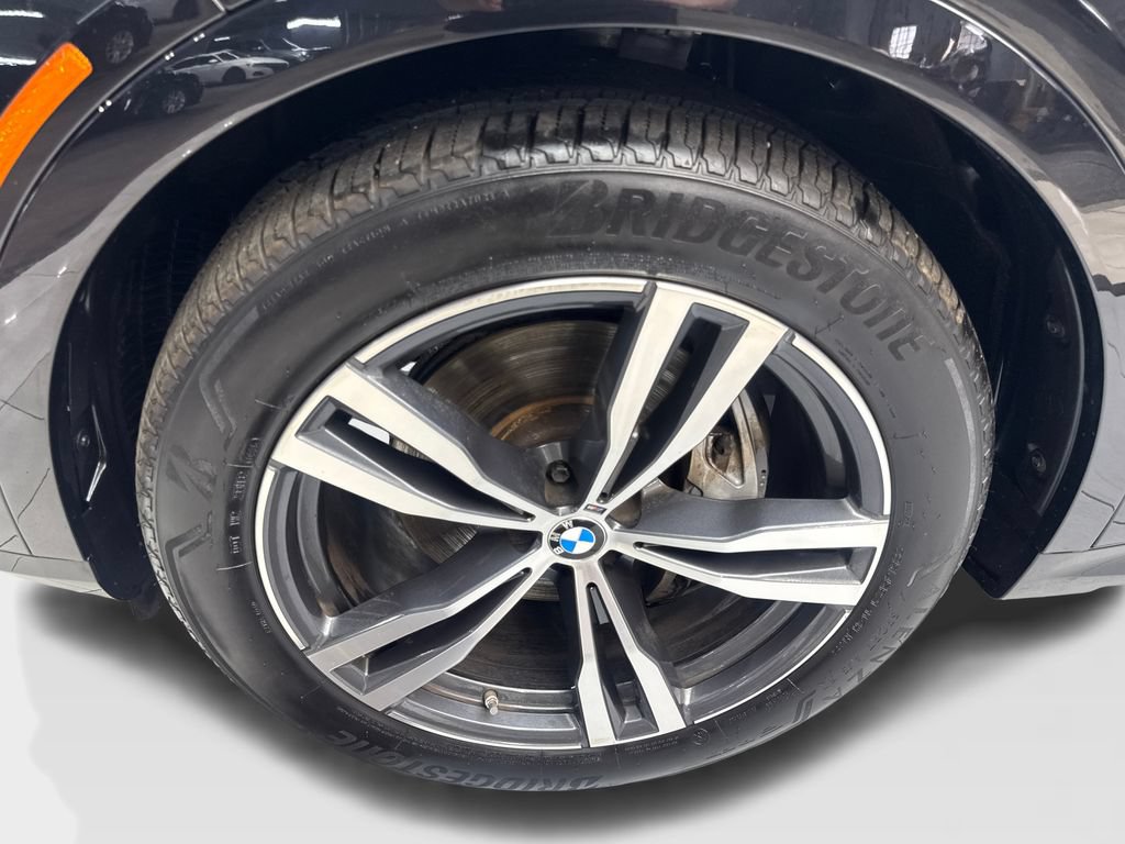 Used 2023 BMW X7 xDrive40i w/ M Sport Package AWD/4WD image 91