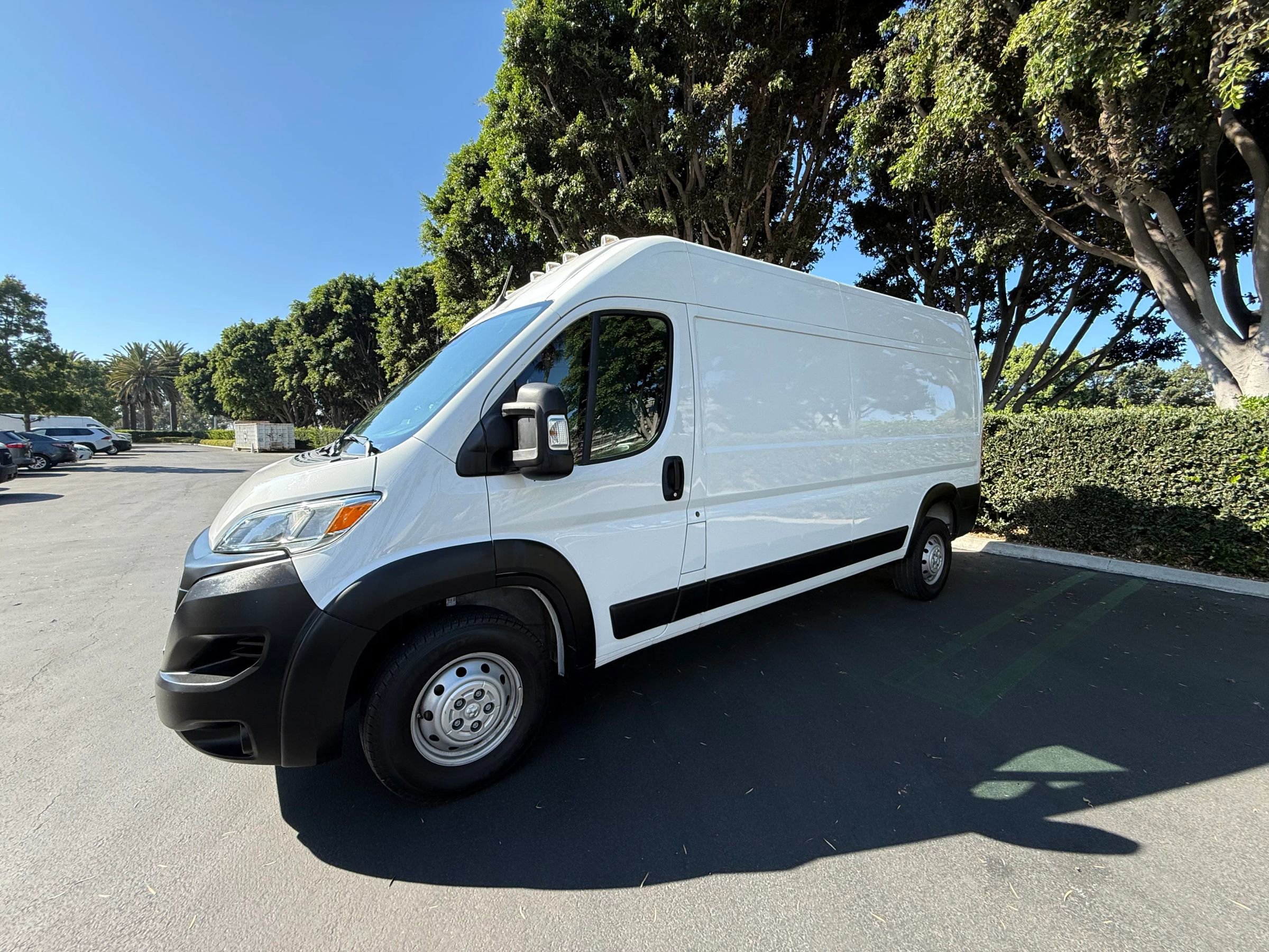 Used 2023 RAM ProMaster 2500 image 2