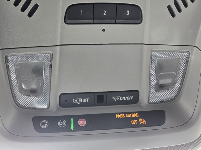 Used 2024 GMC Terrain SLT image 27