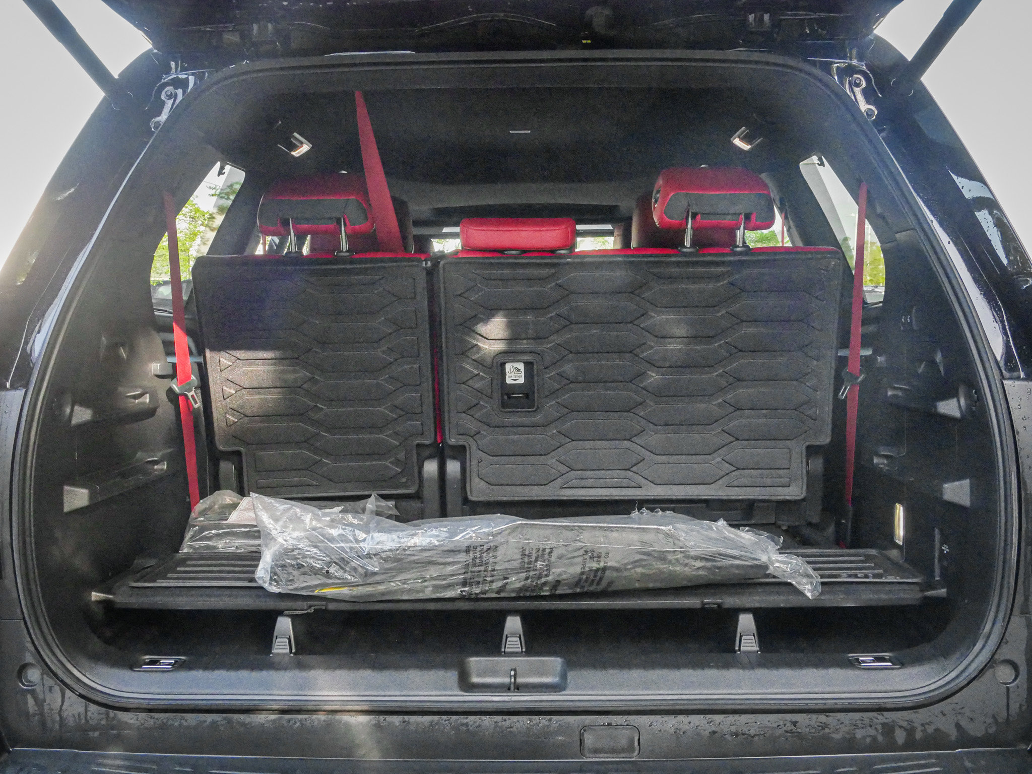 Used 2025 Toyota Sequoia TRD Pro AWD/4WD image 32