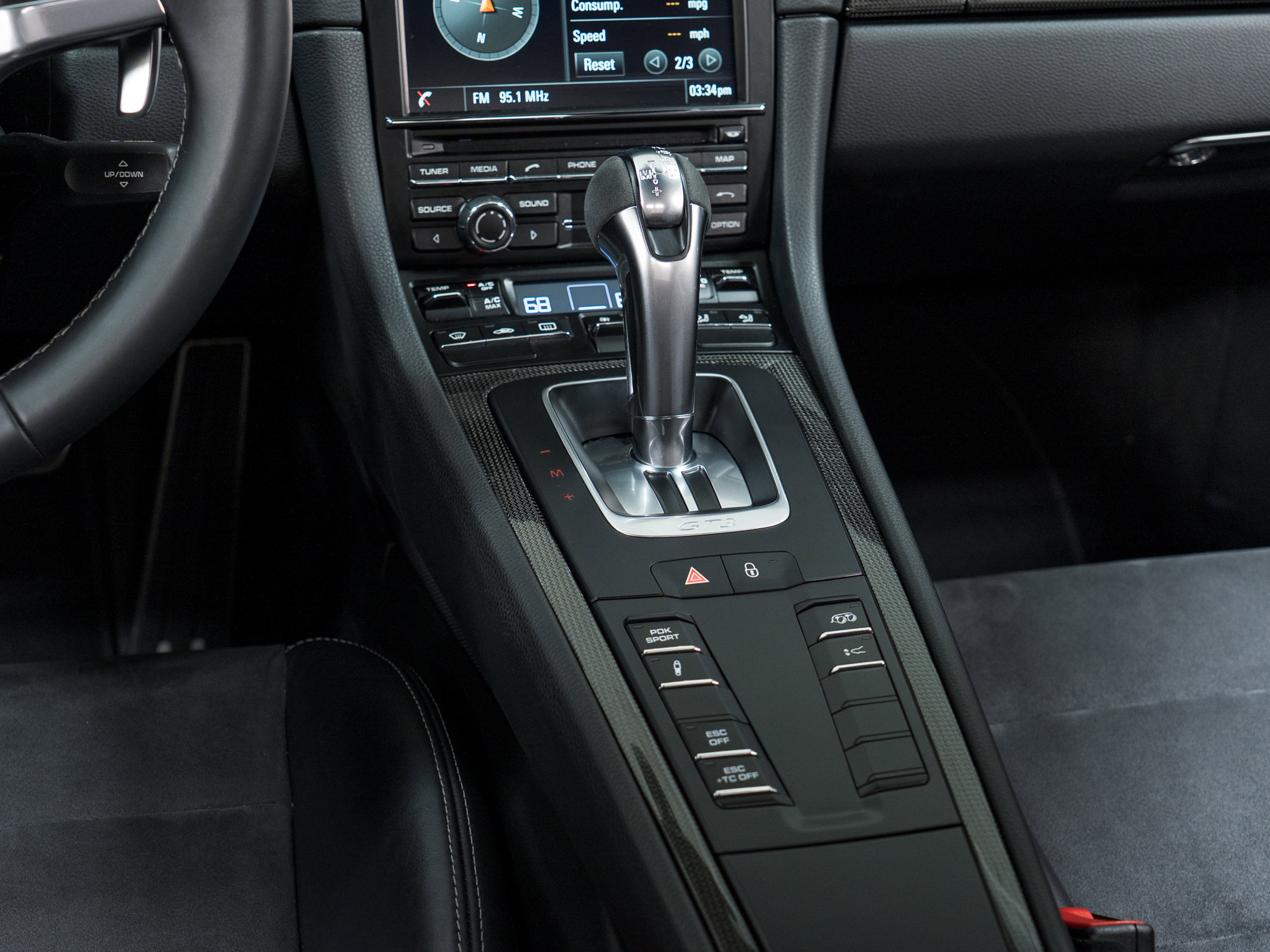 Certified 2014 Porsche 911 GT3 image 26