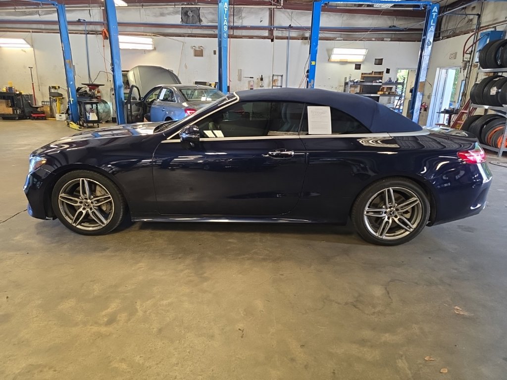 Used 2019 Mercedes-Benz E 450 Cabriolet image 2