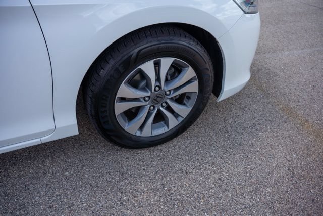 Used 2014 Honda Accord LX image 9