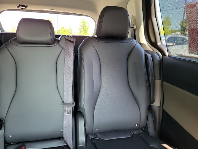 New 2027 Kia Carnival EX FWD image 12