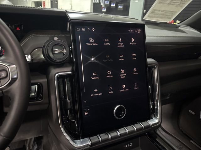 Used 2025 GMC Yukon Elevation w/ Technology Package image 18