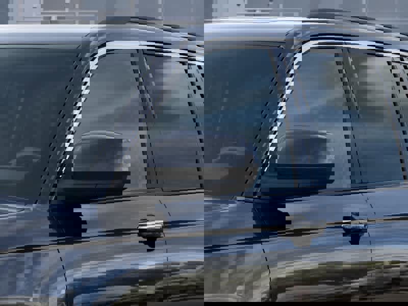 New 2025 Jeep Grand Cherokee Laredo w/ Luxury Tech Group I image 12