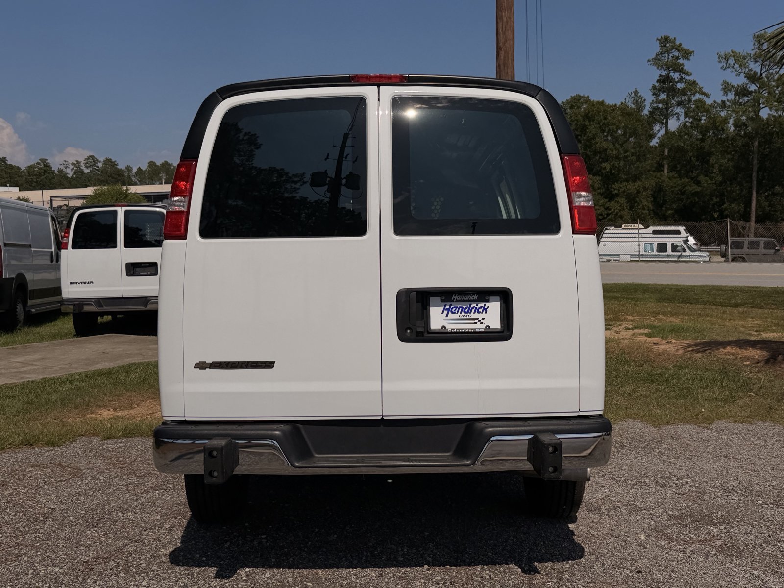 Used 2024 Chevrolet Express 2500 w/ Driver Convenience Package RWD image 11