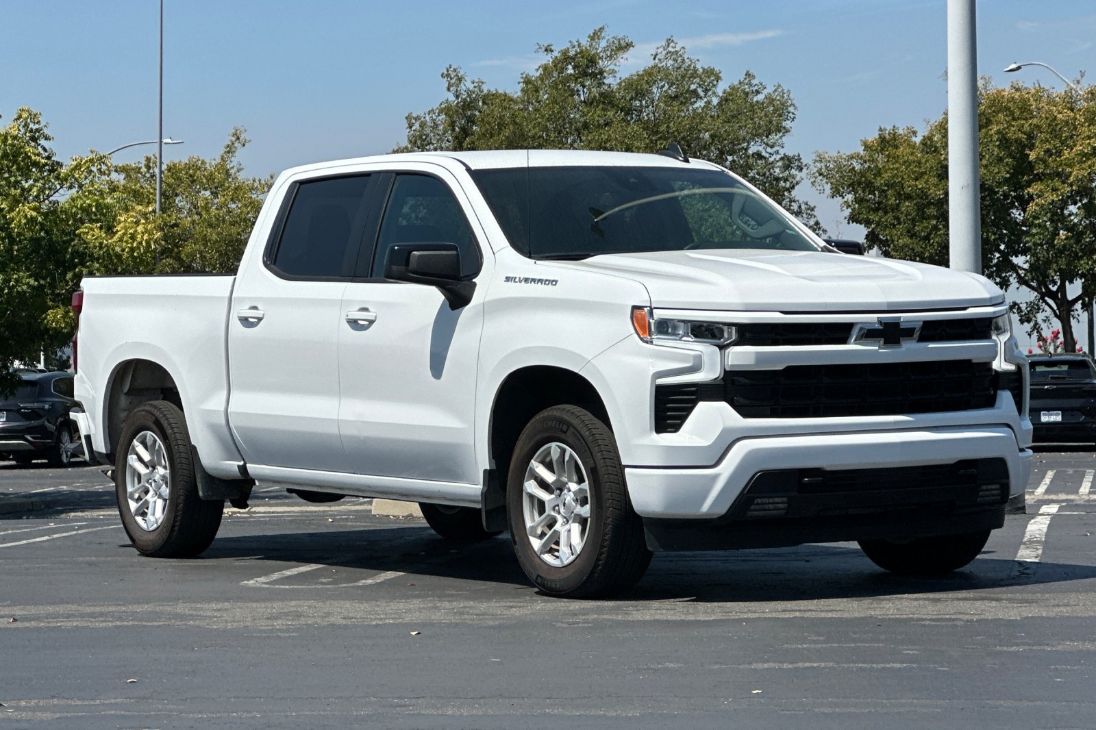 Used 2026 Chevrolet Silverado 1500 RST RWD image 2