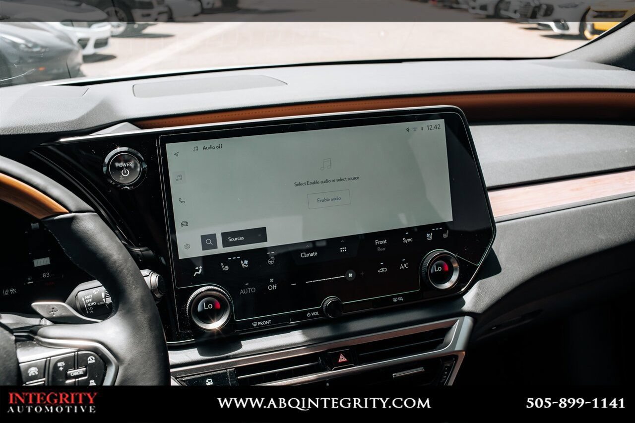 Used 2026 Lexus RX 450h AWD w/ Convenience Package image 32