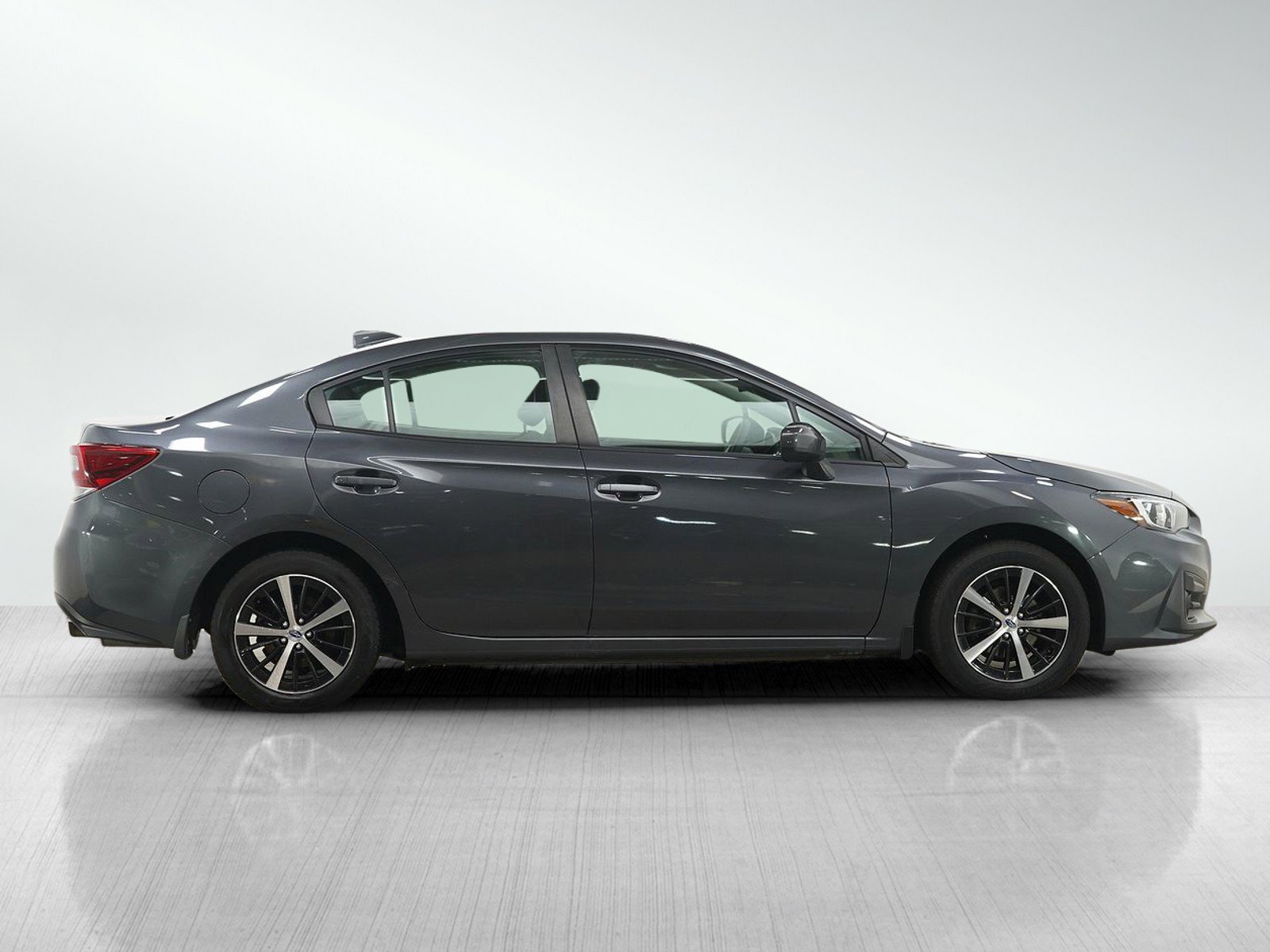 Used 2019 Subaru Impreza 2.0i Premium image 6