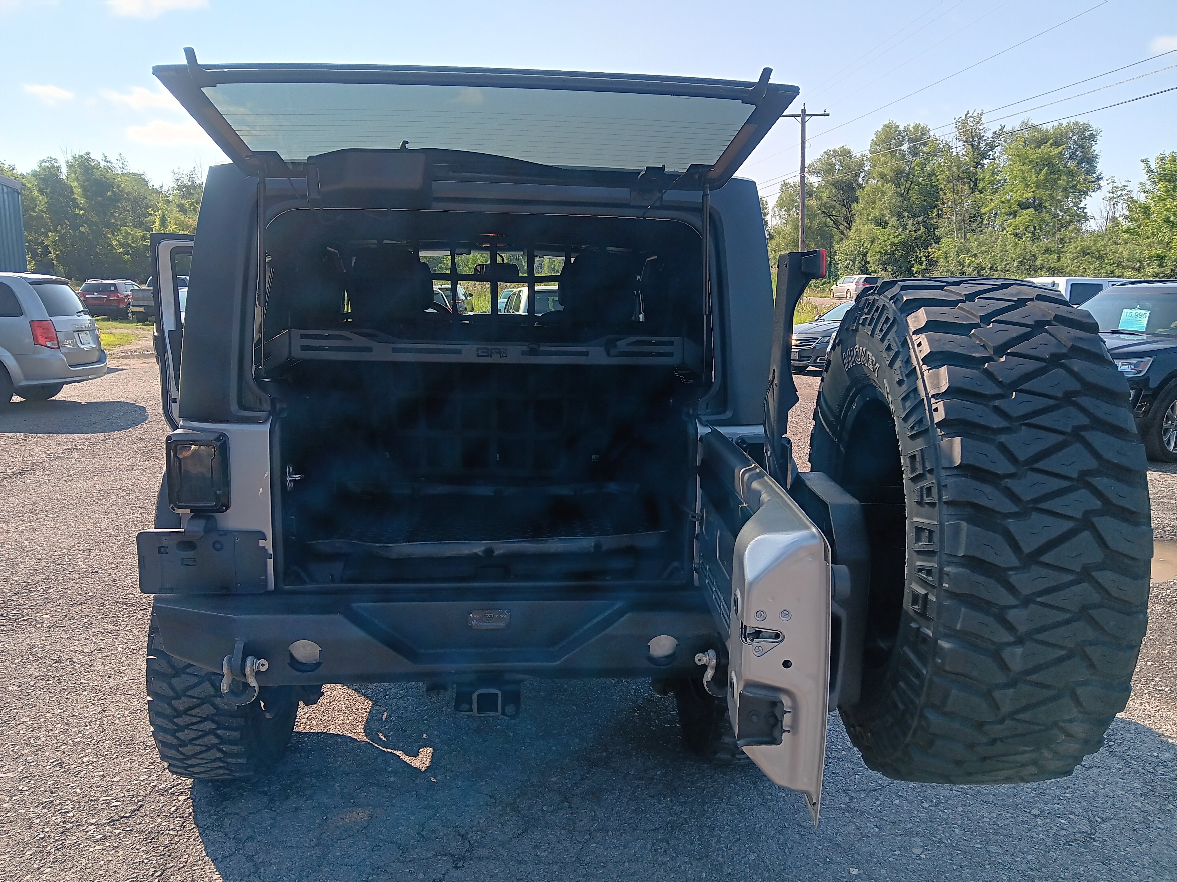 Used 2016 Jeep Wrangler Unlimited Sport w/ Quick Order Package 24S AWD/4WD image 4