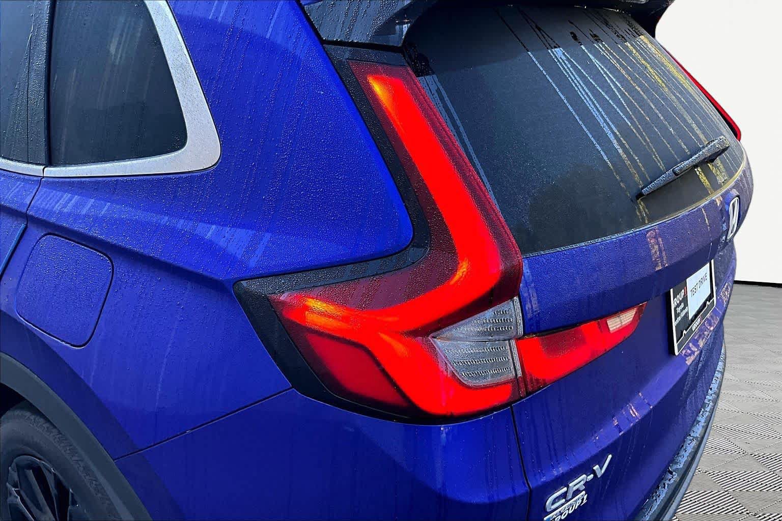 Used 2023 Honda CR-V Sport Touring image 29