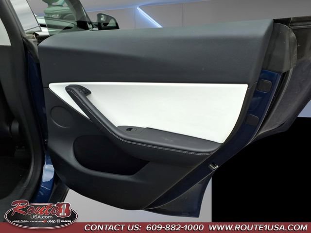 Used 2022 Tesla Model Y Long Range AWD/4WD image 14