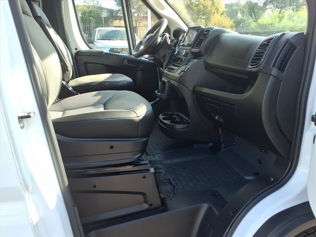 Used 2024 RAM ProMaster 2500 w/ Convenience Group FWD image 24
