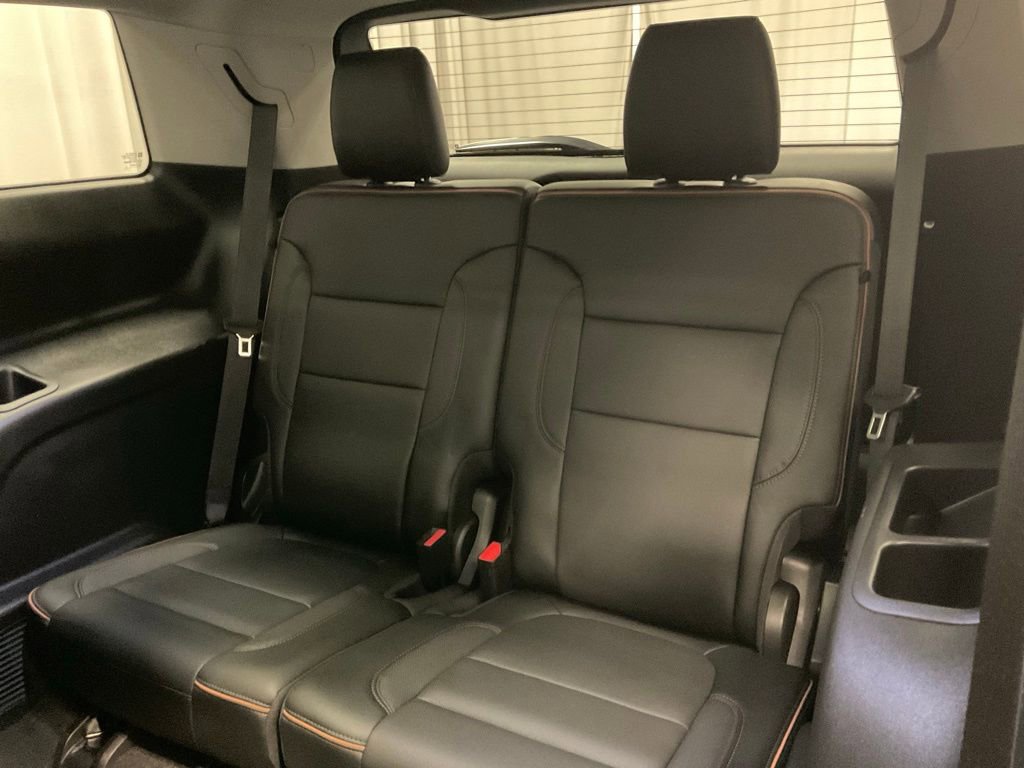 Used 2021 GMC Acadia AT4 w/ Technology Package image 38