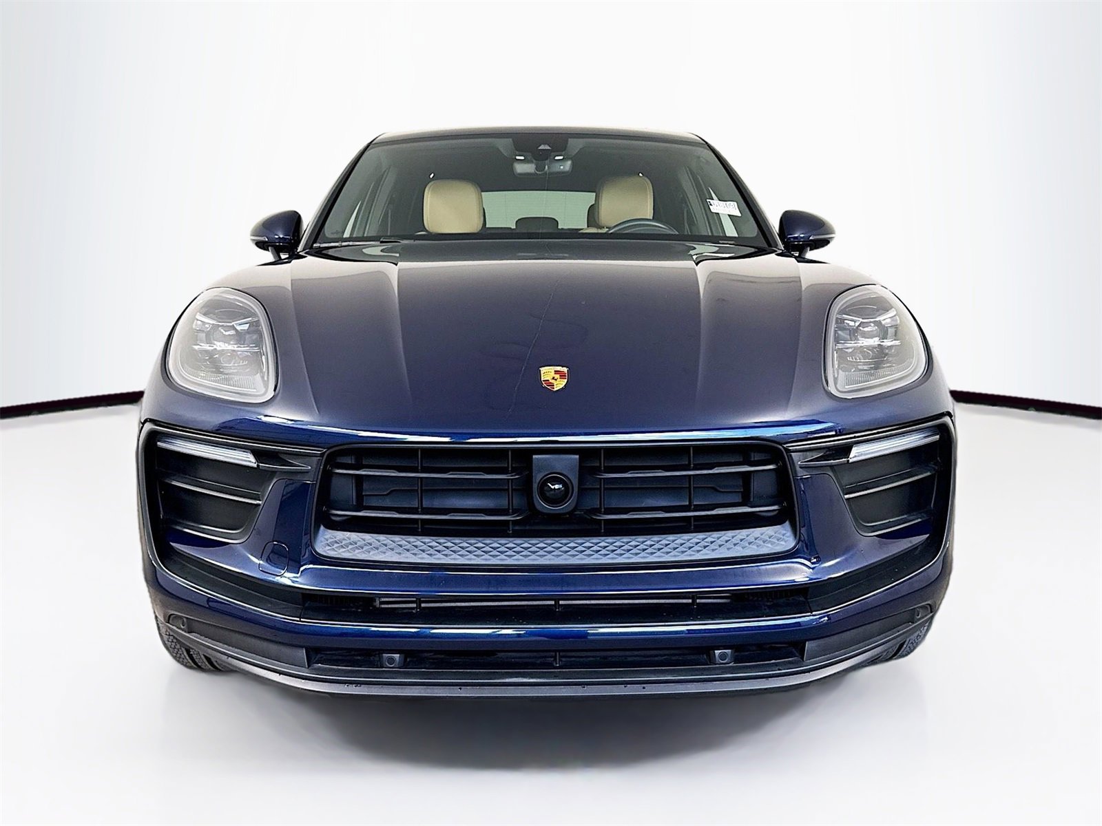 Used 2022 Porsche Macan image 6