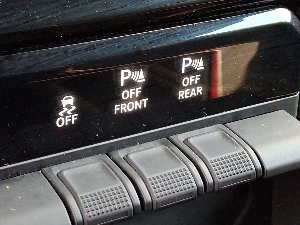 Used 2025 RAM 1500 Rebel w/ Rebel Level 1 Equipment Group AWD/4WD image 25