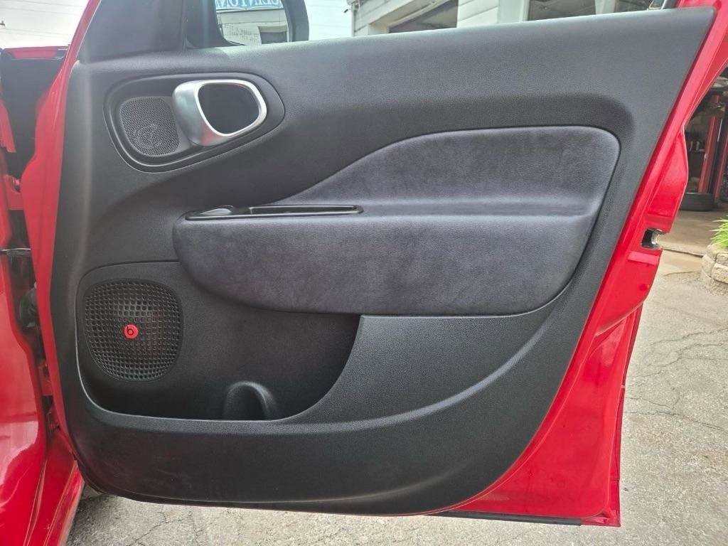 Used 2014 FIAT 500L Lounge FWD image 21