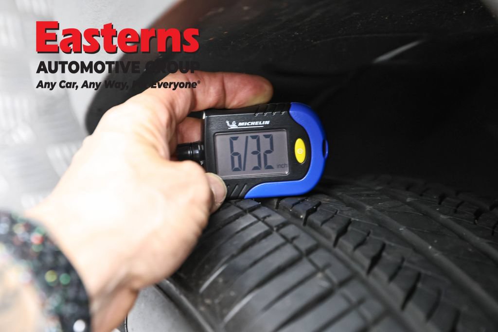 Used 2020 Jeep Renegade Limited AWD/4WD image 28